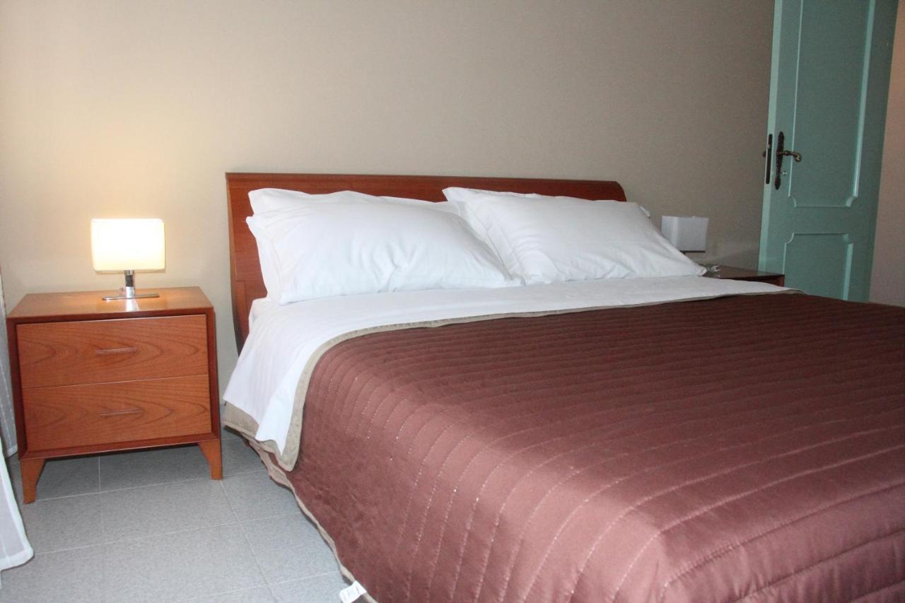 Montesilvano Marina Ari B&B מראה חיצוני תמונה