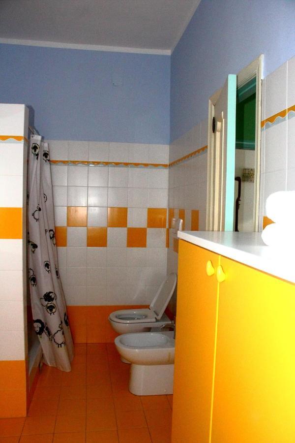 Montesilvano Marina Ari B&B מראה חיצוני תמונה