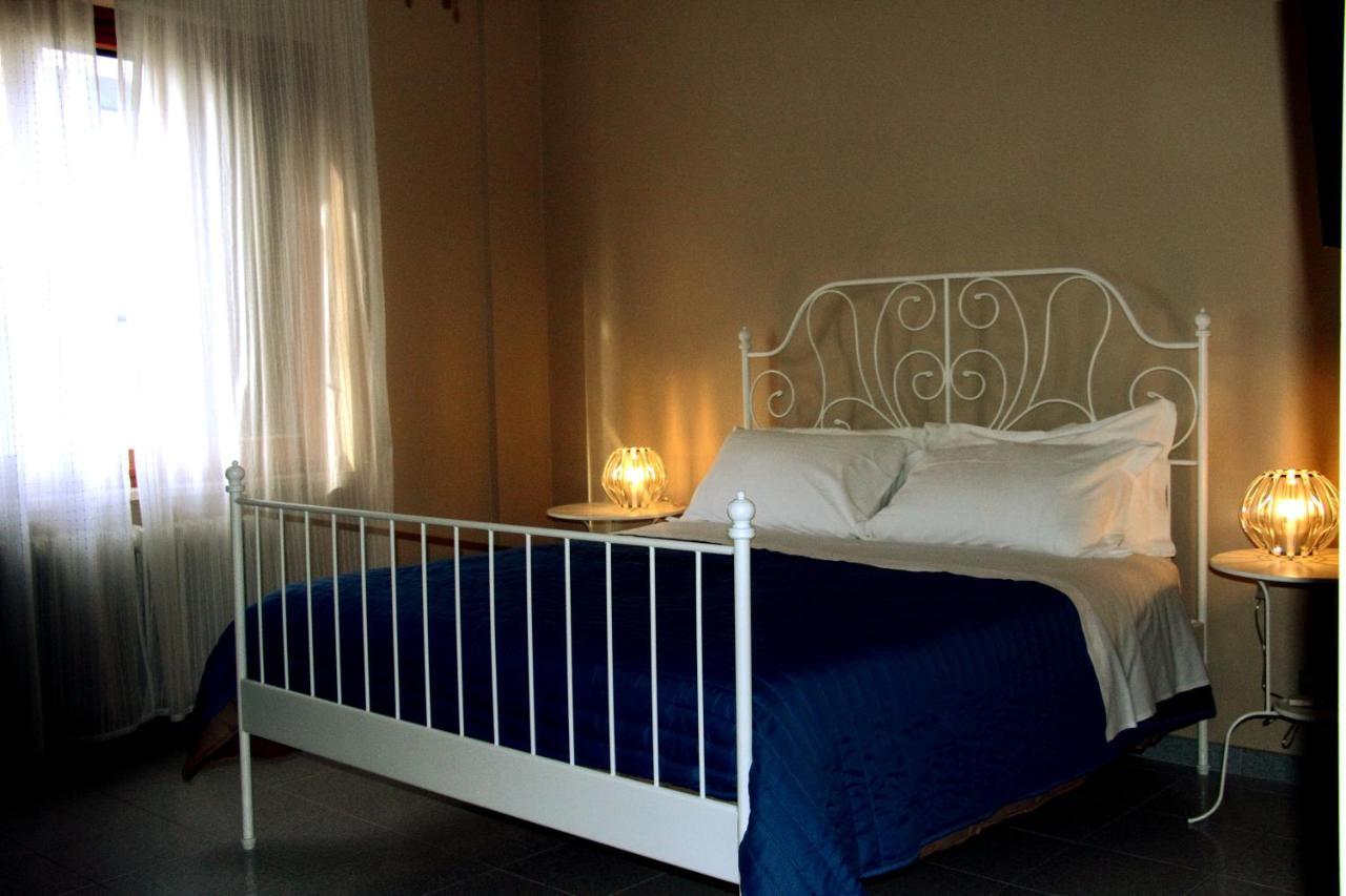 Montesilvano Marina Ari B&B מראה חיצוני תמונה