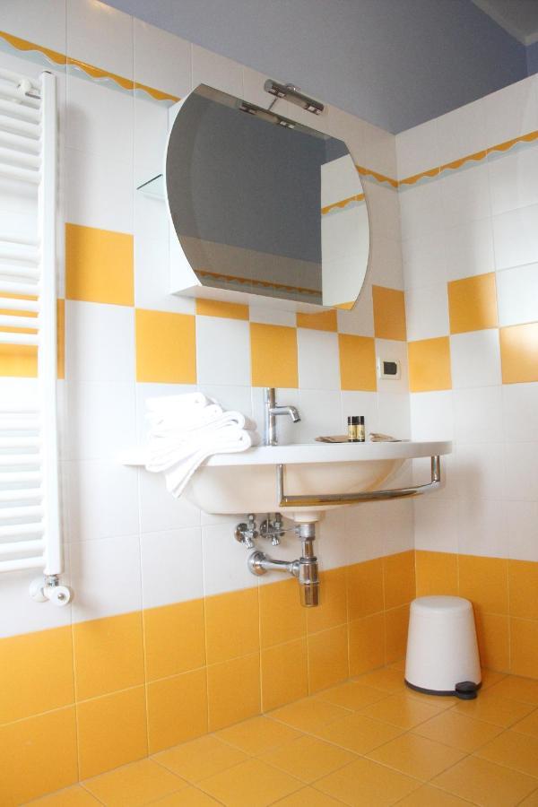 Montesilvano Marina Ari B&B מראה חיצוני תמונה